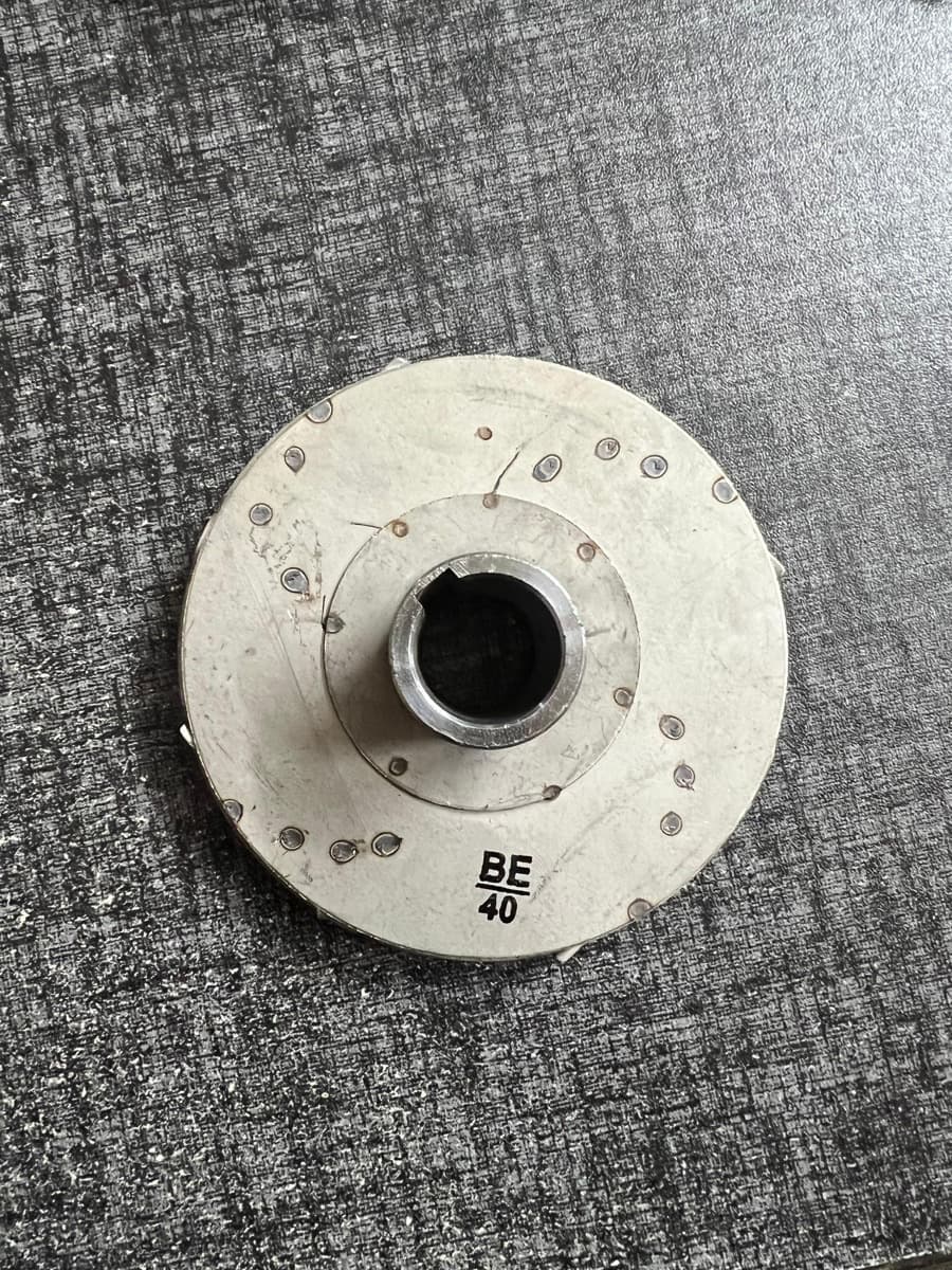 K40